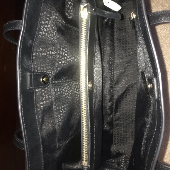 Kate Spade Saffiano purse black - Picture 4 of 5